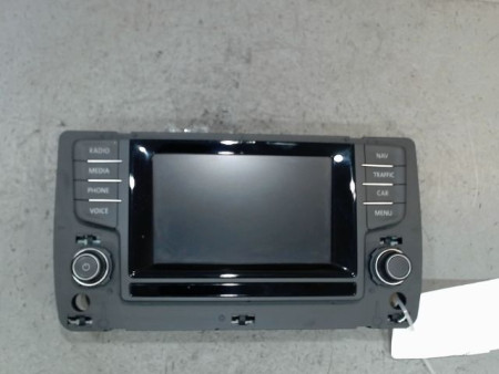 ECRAN GPS VOLKSWAGEN GOLF