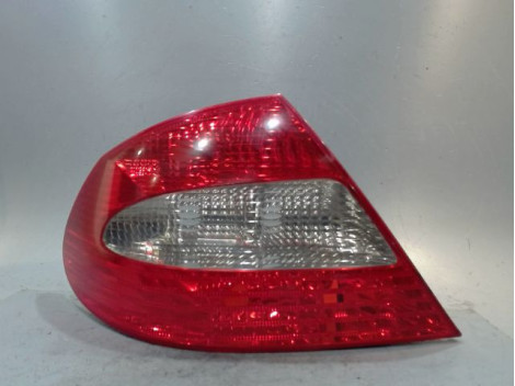 FEU ARRIERE GAUCHE  MERCEDES CLK