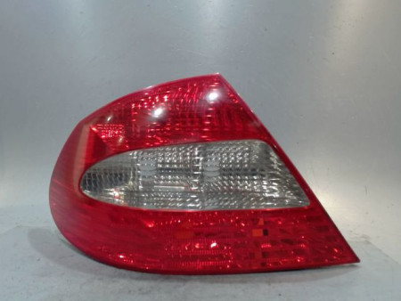 FEU ARRIERE GAUCHE  MERCEDES CLK