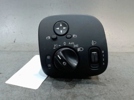 INTERIEUR COMMANDE PHARES MERCEDES CLK
