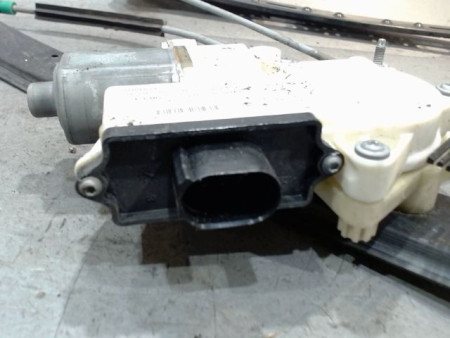 MECANISME+MOTEUR LEVE-GLACE AVANT GAUCHE B.M.W. X3