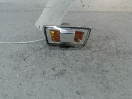 REPETITEUR AILE GAUCHE OPEL ASTRA