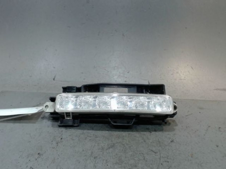 FEUX POSITION DROIT PEUGEOT 108