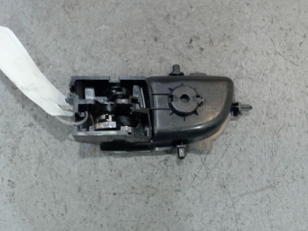 POIGNEE INTERIEURE PORTE AVANT DROIT PEUGEOT 108