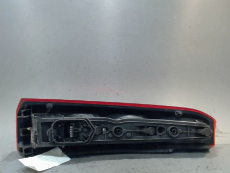 FEU ARRIERE DROIT OPEL MERIVA