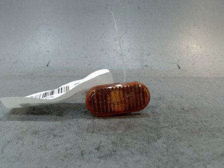 REPETITEUR AILE GAUCHE RENAULT CLIO