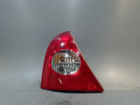 FEU ARRIERE GAUCHE  RENAULT CLIO