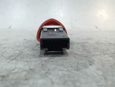 BOUTON DE WARNING RENAULT CLIO