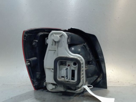 FEU ARRIERE DROIT VOLKSWAGEN POLO