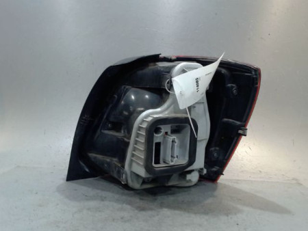FEU ARRIERE GAUCHE  VOLKSWAGEN POLO