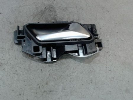 POIGNEE INTERIEURE PORTE AVANT DROIT OPEL CORSA