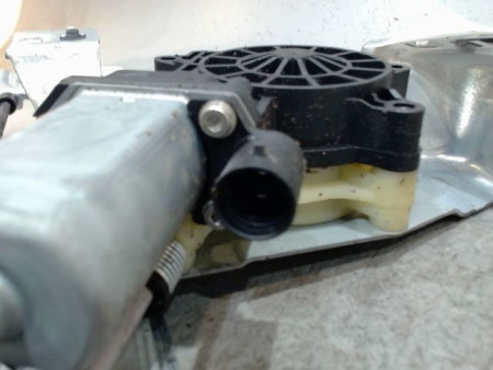 MECANISME+MOTEUR LEVE-GLACE AVANT DROIT RENAULT KANGOO
