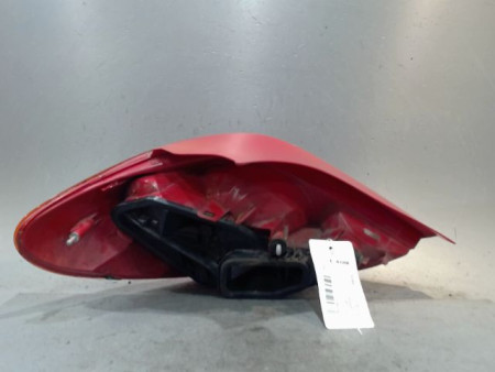 FEU ARRIERE DROIT PEUGEOT 207