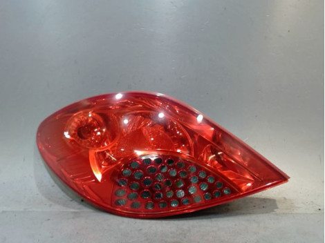 FEU ARRIERE GAUCHE  PEUGEOT 207