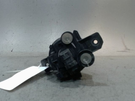 PHARE ANTIBROUILLARD AVANT DROIT RENAULT CLIO