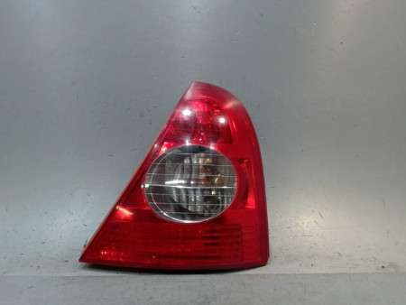 FEU ARRIERE DROIT RENAULT CLIO