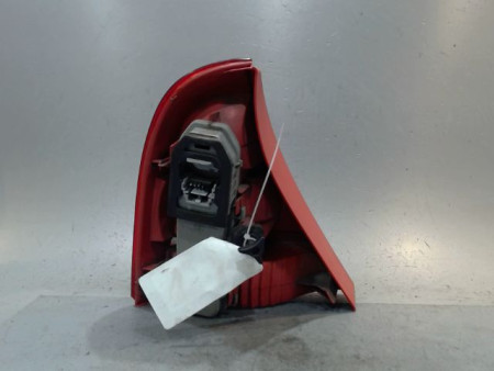 FEU ARRIERE DROIT RENAULT CLIO