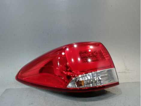 FEU ARRIERE GAUCHE  KIA CARENS