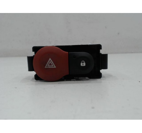 BOUTON DE WARNING RENAULT CLIO