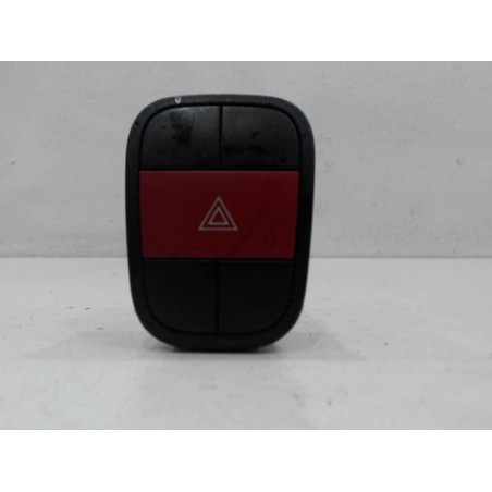 BOUTON DE WARNING CITROEN NEMO 2010