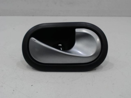 POIGNEE INTERIEURE PORTE ARRIERE DROIT RENAULT MODUS 2011