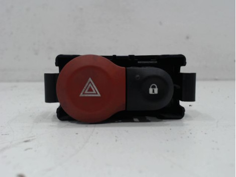 BOUTON DE WARNING RENAULT CLIO