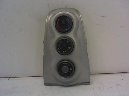 COMMANDE DE CHAUFFAGE TOYOTA YARIS 2006