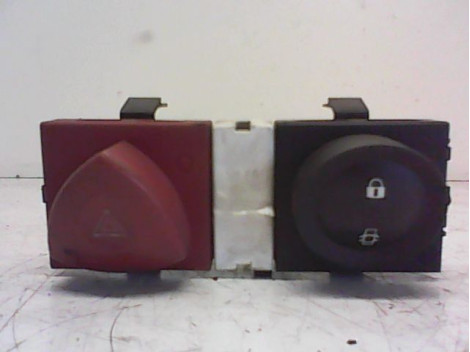 BOUTON DE WARNING RENAULT MEGANE