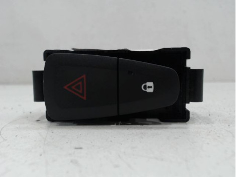 BOUTON DE WARNING RENAULT MEGANE