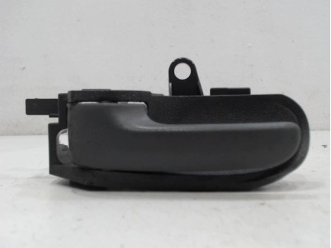 POIGNEE INTERIEURE PORTE AVANT GAUCHE TOYOTA AYGO