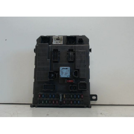 PLATINE FUSIBLE HABITACLE CITROEN C5 2003