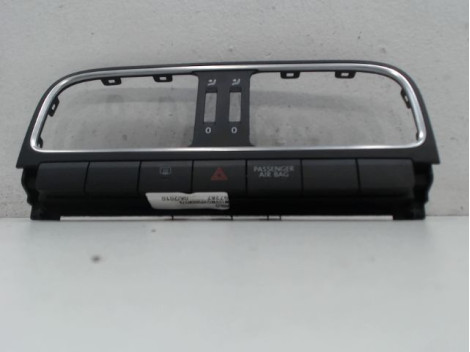 BOUTON DE WARNING VOLKSWAGEN POLO