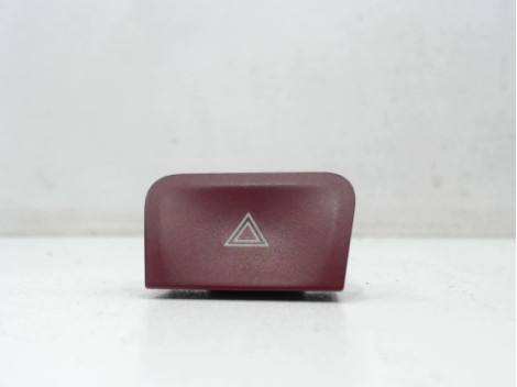 BOUTON DE WARNING CITROEN C4