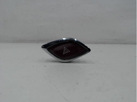 BOUTON DE WARNING CITROEN C3