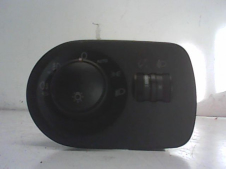 INTERIEUR COMMANDE PHARES SEAT LEON 2008
