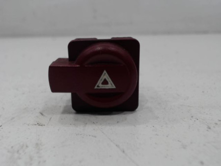 BOUTON DE WARNING CITROEN C4 2008