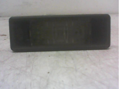 ECLAIREUR PLAQUE DE POLICE DROIT PEUGEOT 308