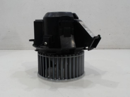 MOTEUR VENTILATEUR CHAUFFAGE RENAULT TWINGO 2015