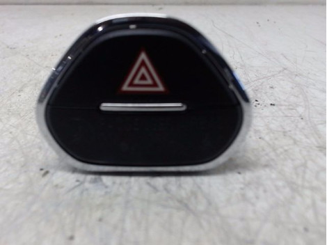 BOUTON DE WARNING OPEL ADAM