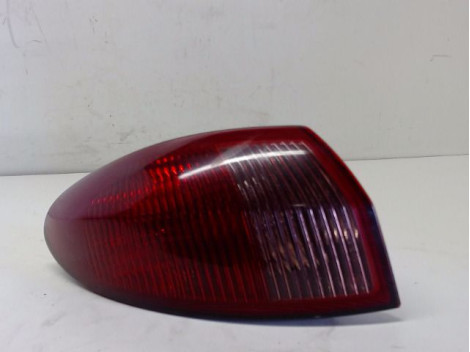 FEU ARRIERE GAUCHE  ALFA ROMEO 147 5P