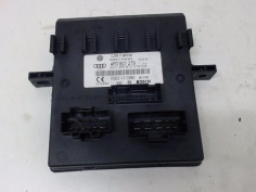PLATINE FUSIBLE HABITACLE AUDI A6 2004-