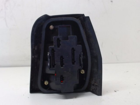 FEU ARRIERE GAUCHE  VOLKSWAGEN POLO 1993