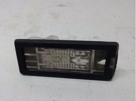 ECLAIREUR PLAQUE DE POLICE DROIT RENAULT SCENIC II PH1 02-06