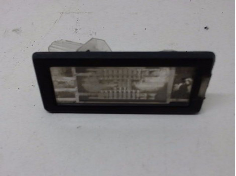 ECLAIREUR PLAQUE DE POLICE GAUCHE RENAULT SCENIC II PH1 02-06