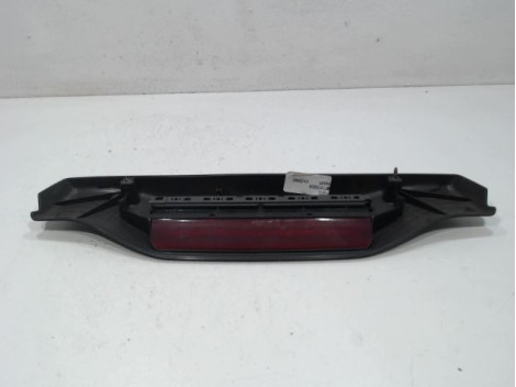 FEUX STOP SUPPLEMENTAIRE FIAT PUNTO