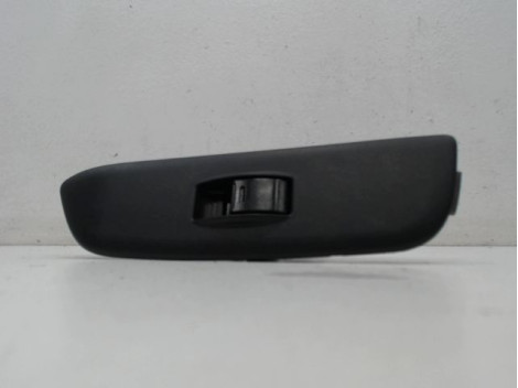 COMMANDE LEVE-GLACE PORTE ARG TOYOTA RAV4