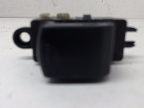 COMMANDE LEVE-GLACE PORTE AVD NISSAN MICRA 2003-2005