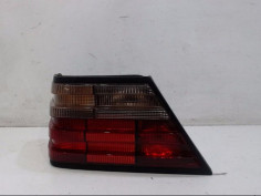 FEU ARRIERE DROIT MERCEDES E300