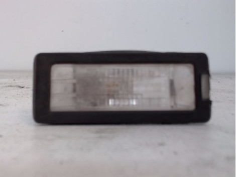 ECLAIREUR PLAQUE DE POLICE DROIT RENAULT MEGANE