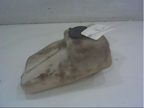 RESERVOIR LAVE-GLACE AVANT CITROEN C15